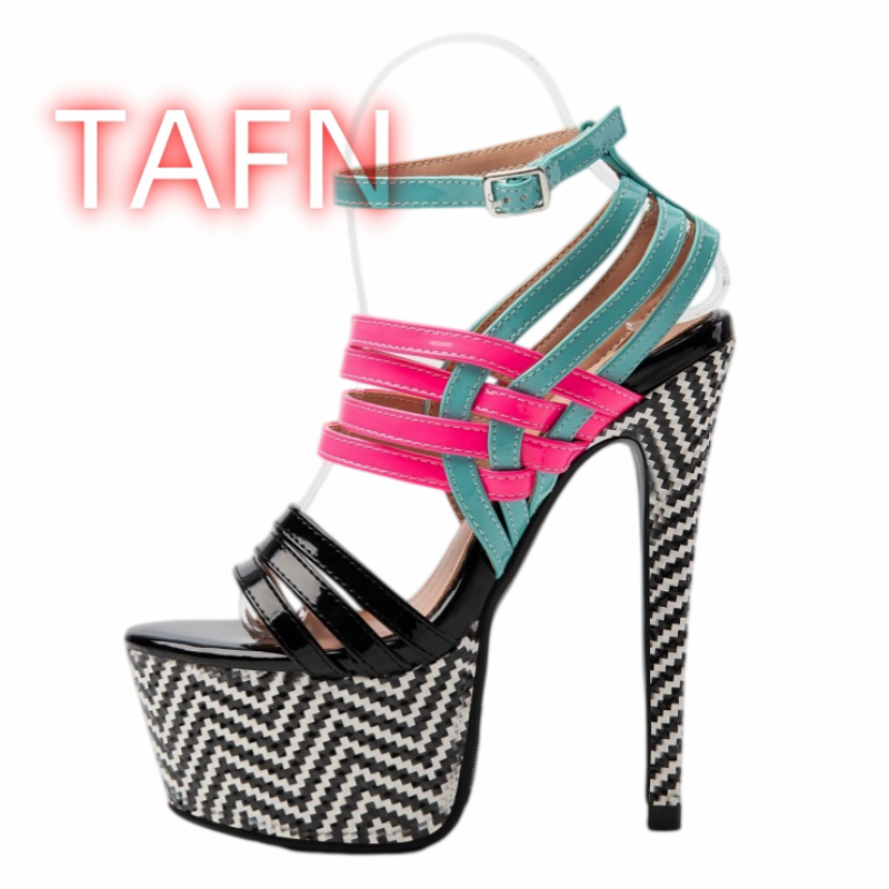 Multicolor sandalen met bandje - Sandal Strappy Heeled recensie en prijs